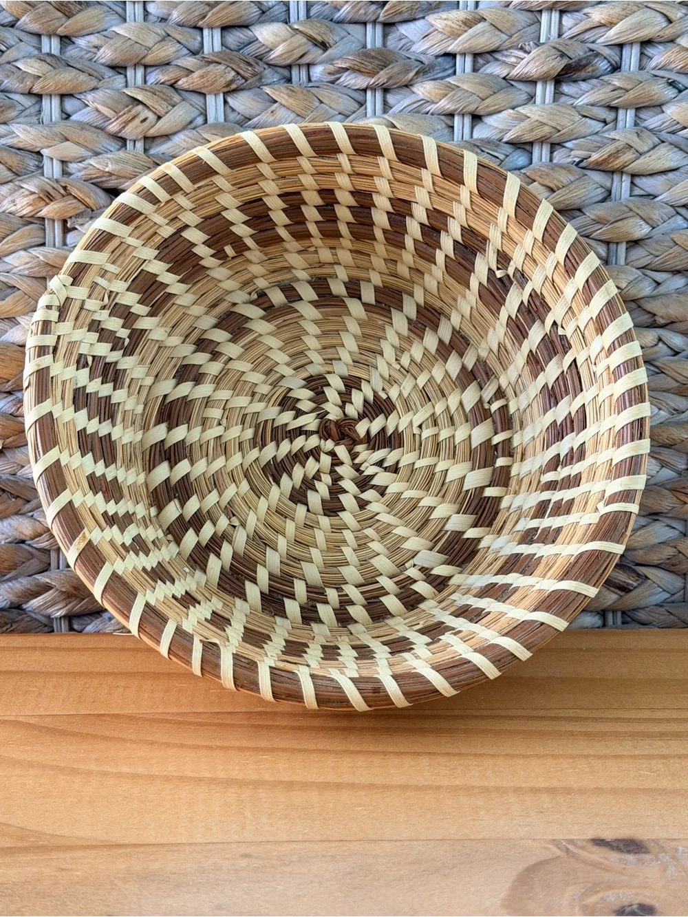 Sweet Grass Basket Charleston South Carolina Pine Needle Knots Tight Weaving 7”